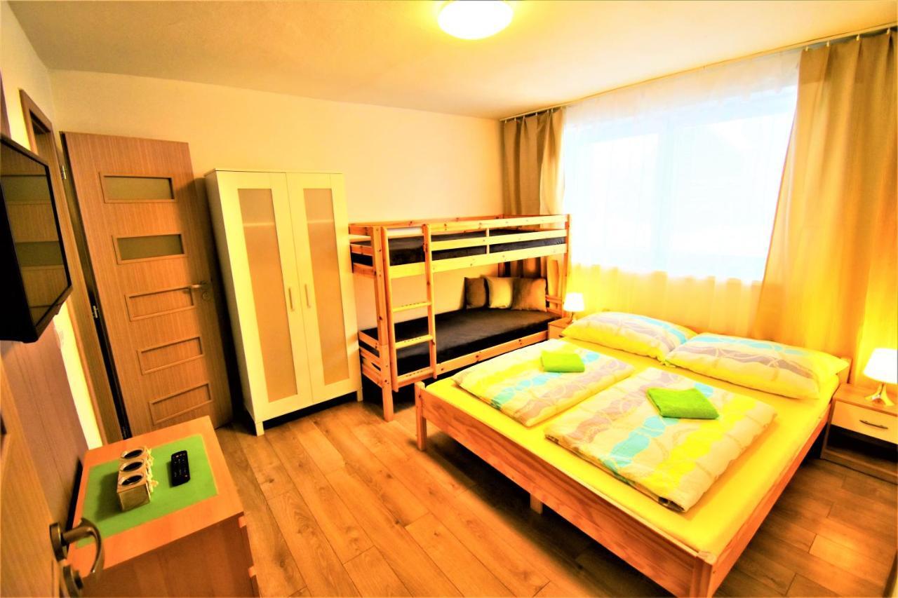 Penzion Privat Siesta Hotell Liptovský Mikuláš Eksteriør bilde