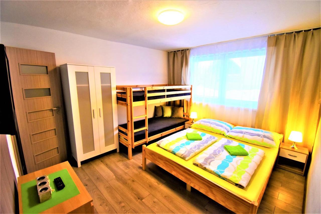 Penzion Privat Siesta Hotell Liptovský Mikuláš Eksteriør bilde